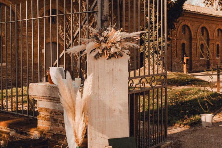 Entrée du domaine pour le mariage immersif